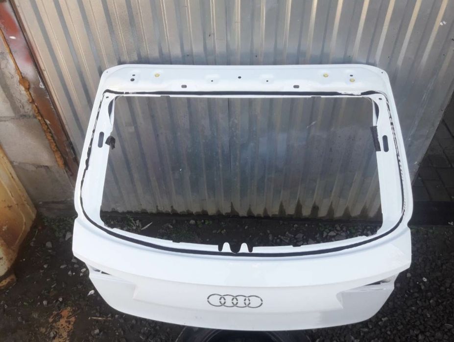 Кришка багажника ляда Ауді A6 C7 Universal  Audi A6