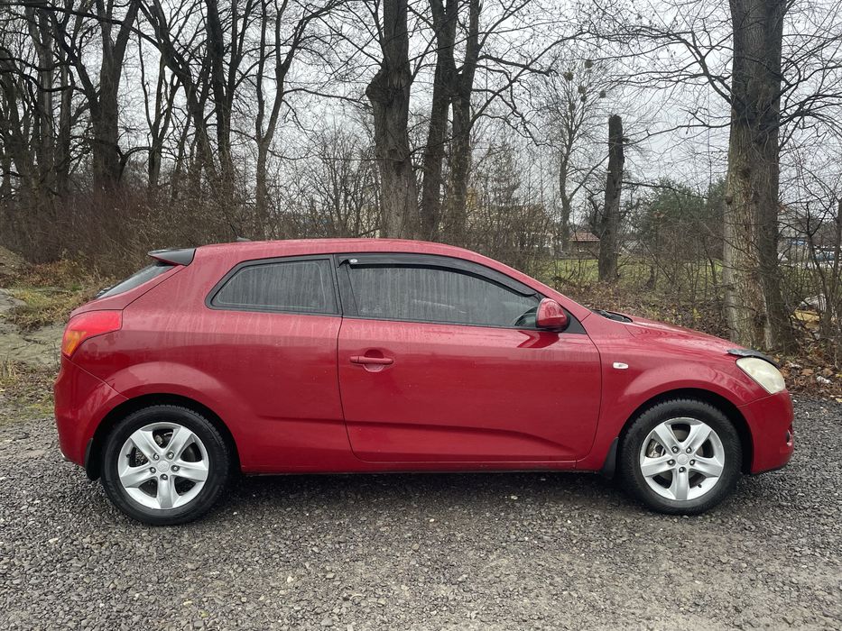 Автомобіль Kia Ceed , 1.6