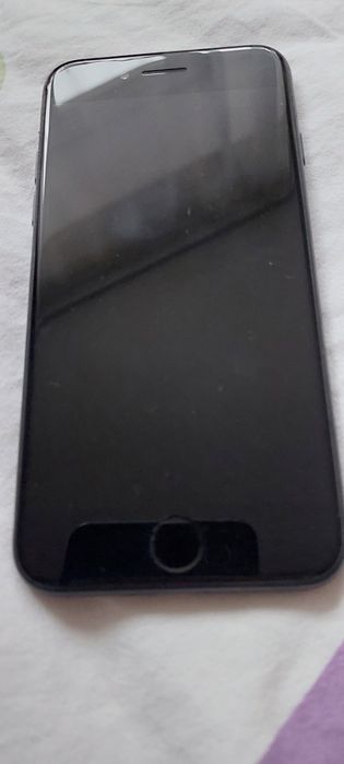 Продам Iphone телефон
