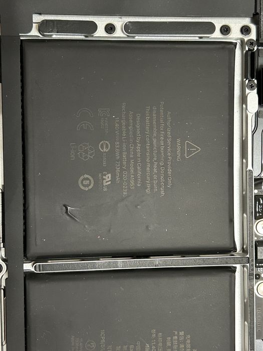 MacBook Pro 2018 2019 A1990 Разборка Аккумулятор Трекпад клавиатура