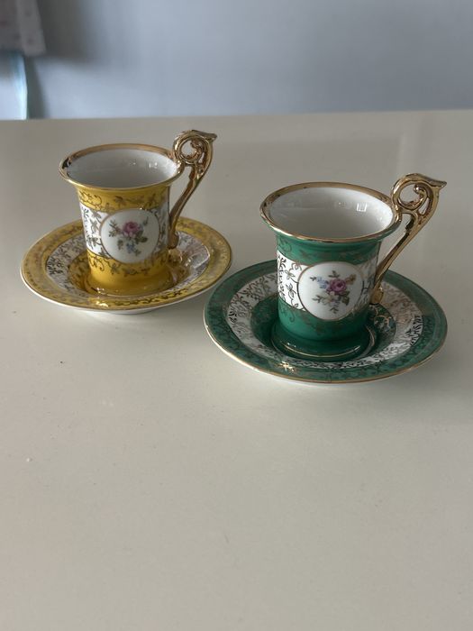 2 chavenas de café vintage dourado verde e amarelo