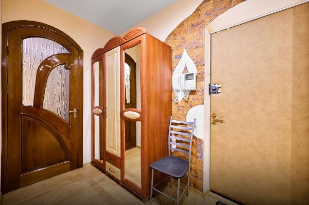 3 поверх! 2-к квартира 57 м² вул Срібнокільська 16 3 хв метро Осокорки