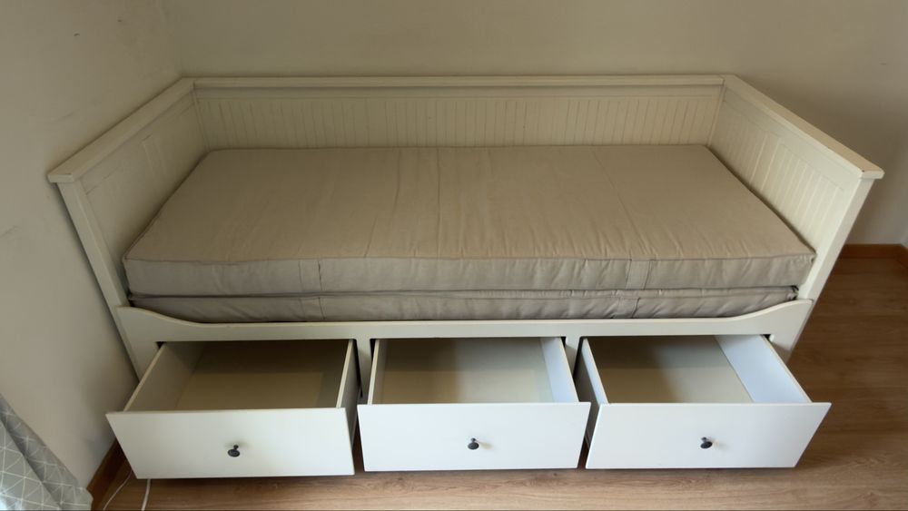 Cama branca IKEA HEMNES  80x200 cm