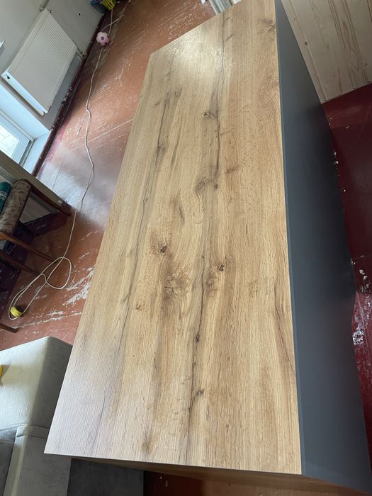 Стіл офісний-письмовий