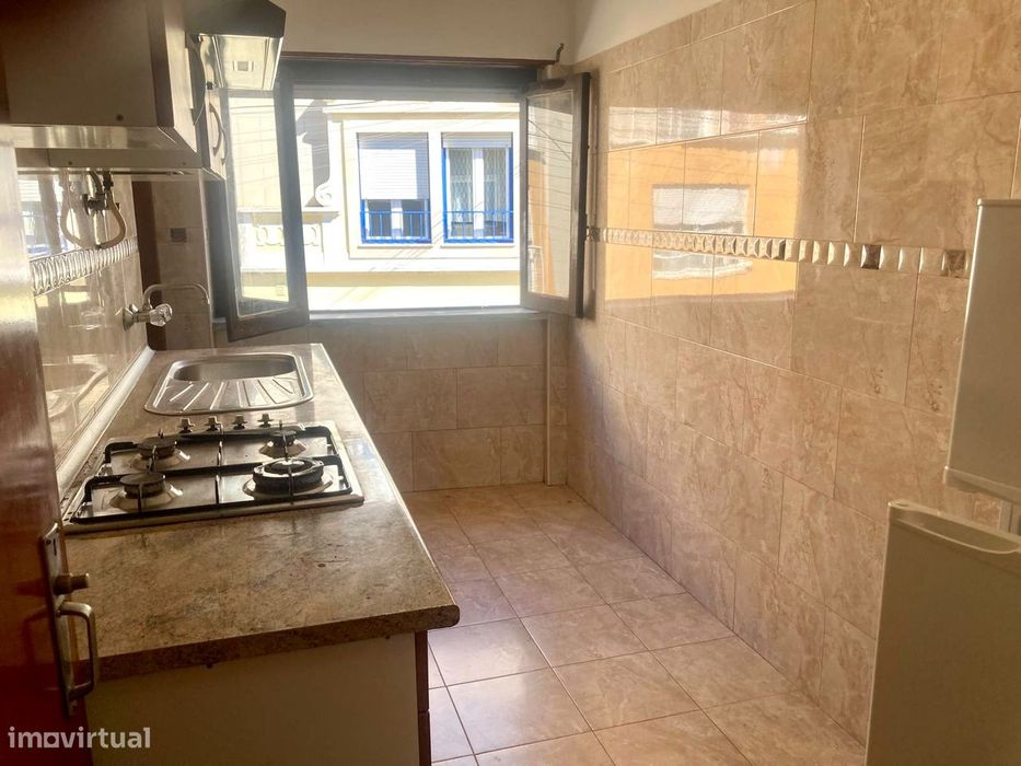 Apartamento T1 situado no centro das Caldas da Rainha perto do CCC