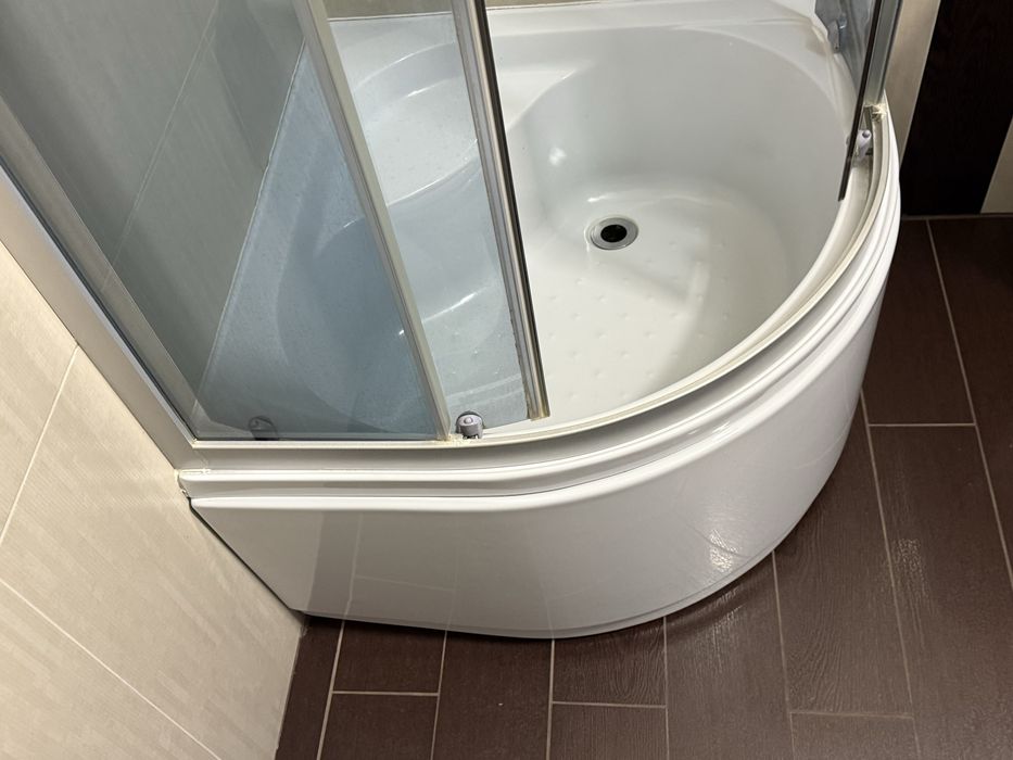 Душова кабіна б/в 80 см з глибоким піддоном 2 шт