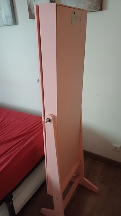 Espelho com arrumação bijuteria