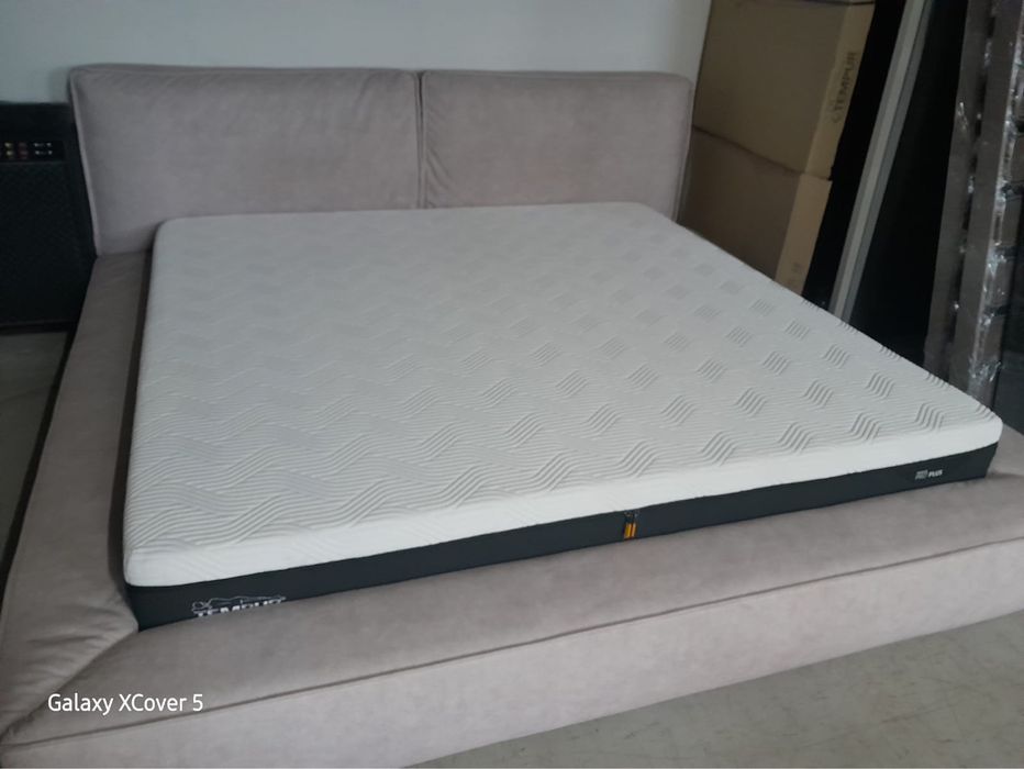 Łóżko z materacem Tempur + stelaż 200x200