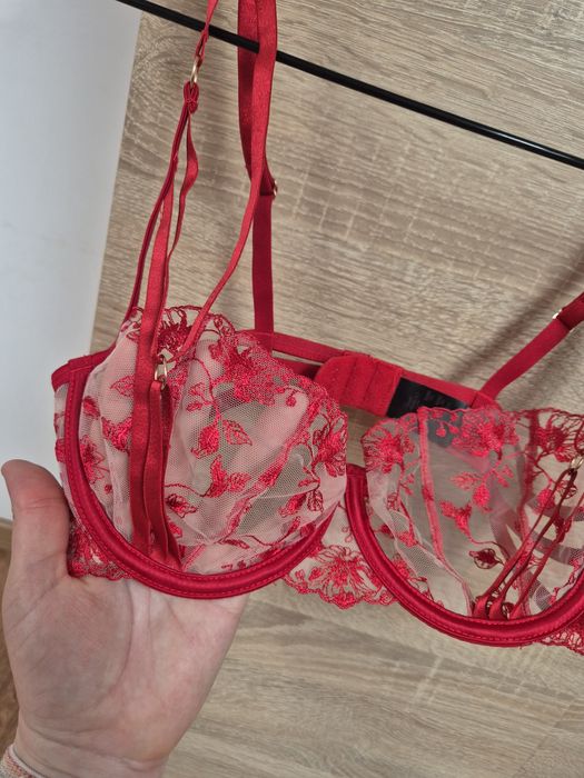 Biustonosz Hunkemoller Private Collection 75C czerwony