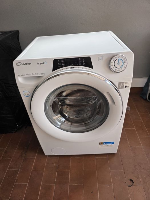 Máquina de Lavar Roupa Candy RapidÓ