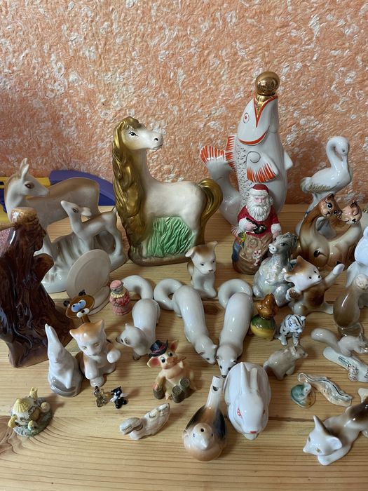 Фарфорові статуетки