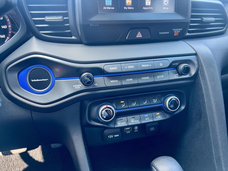Hyundai Veloster