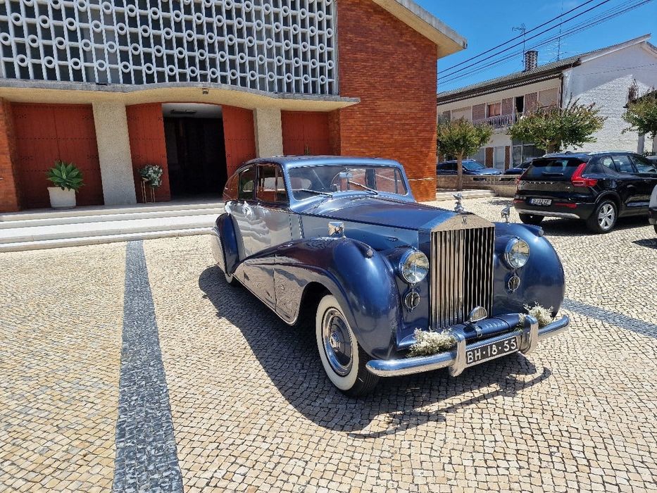 D'Classic - Aluguer de Carros Clássicos