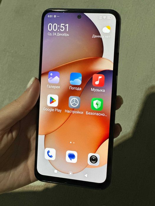 Смартфон Xiaomi Redmi Note 12 8/128 Хорошее состояние 8 Оперативная