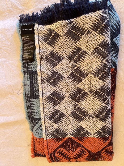 Lenço Bimba e Lola - 15€