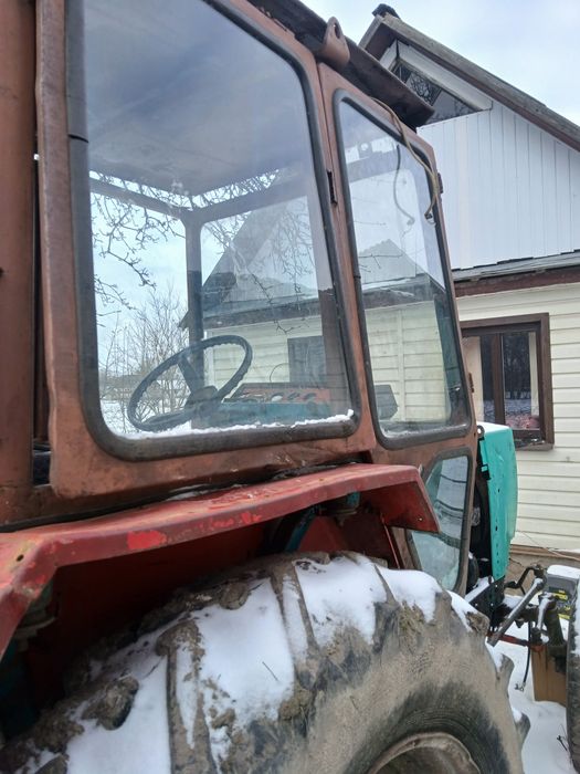 Продам трактор Юмз