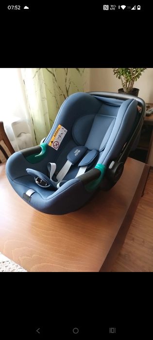 Fotelik samochodowy Britax Römer Baby Safe 3 I-Size do 83cm
