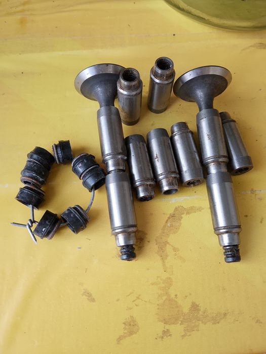 Сальники клапанов