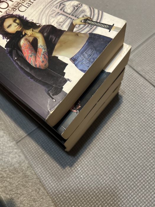 Casandra Clare Dary Anioła 1-4