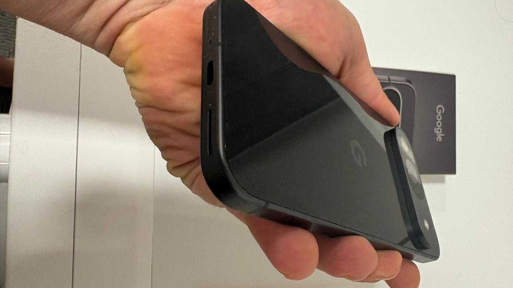 Google Pixel 9 5G – 12 GB / 128 GB – Obsidian Black – na gwarancji