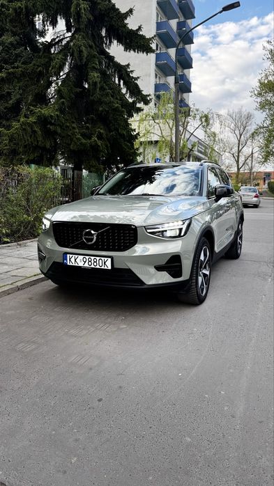 Volvo XC40 2024r Dark Plus