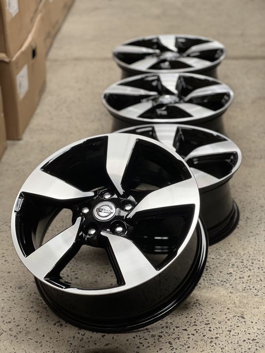 Диски Нові  R17/5/114,3 Nissan Qashqai Rogue Xtrail Juke Murano ..