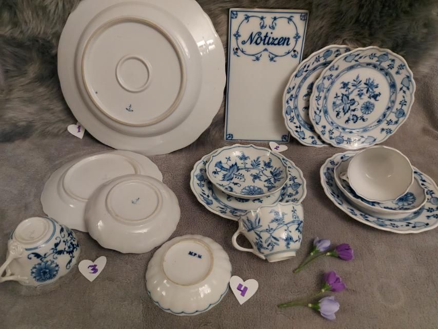 11a  Немецкий синий/луковый рисунок  на порцелянe.Meissen.Винтаж.