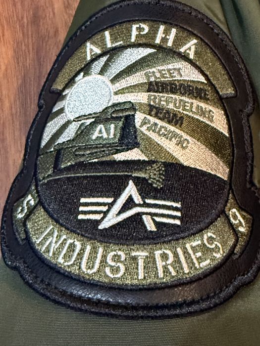 Alpha Industries Kurtka bomber. Bomberka, pilotka.