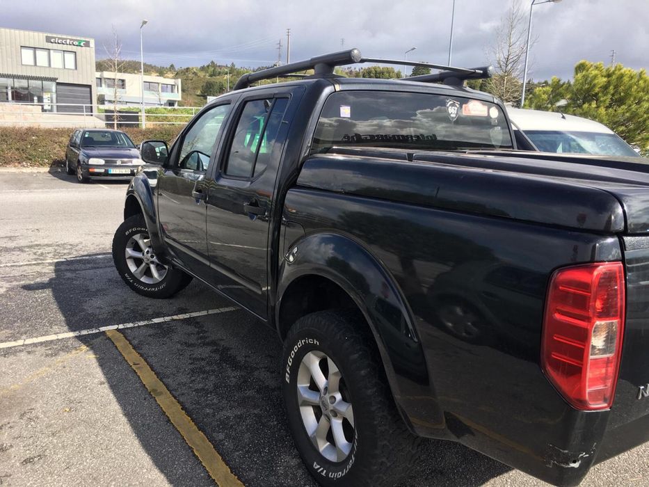 Narava D40 2.5 dci 2010