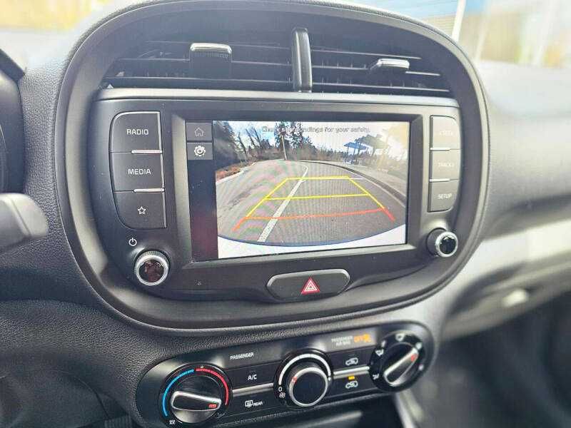 Kia Soul LX 2023