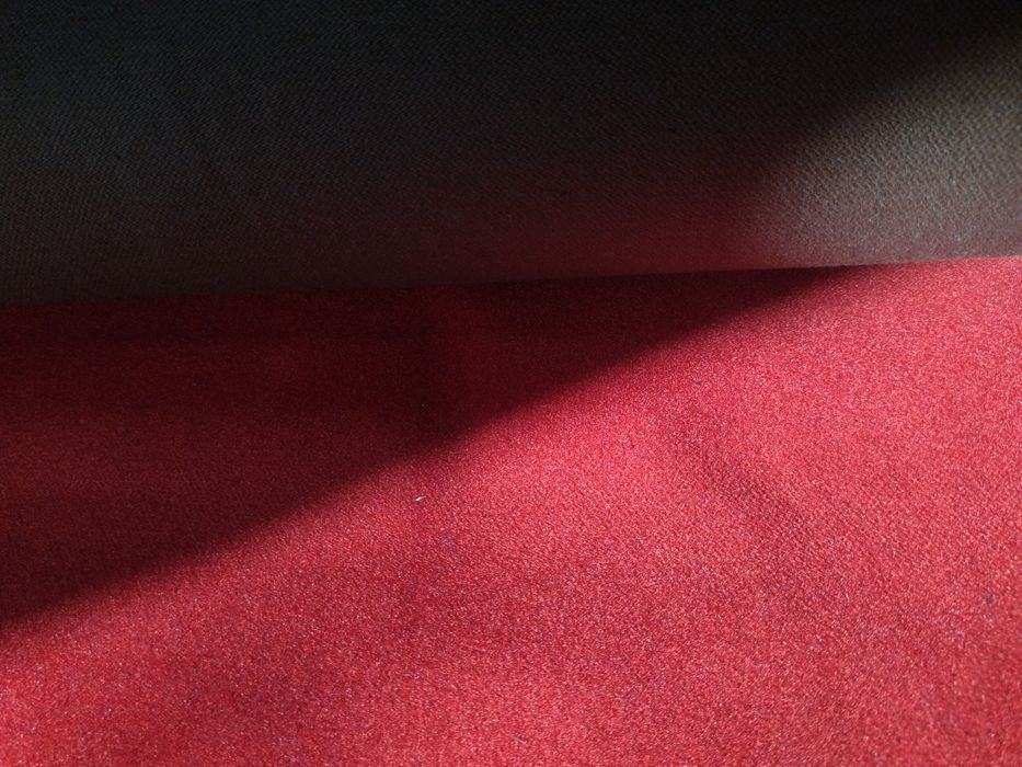 Тканина приблизно 4 м