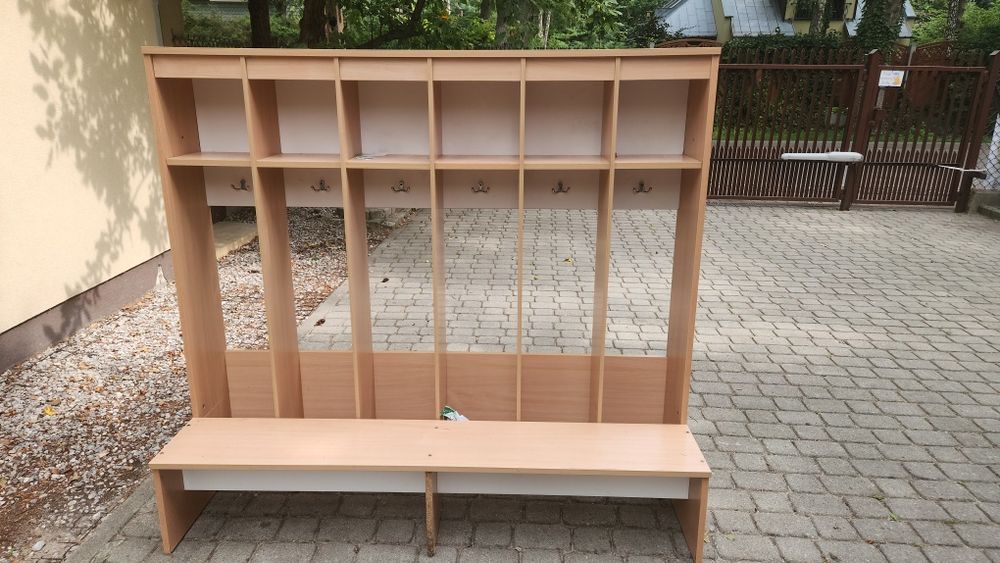 Sprzedam szatnie przedszkolne