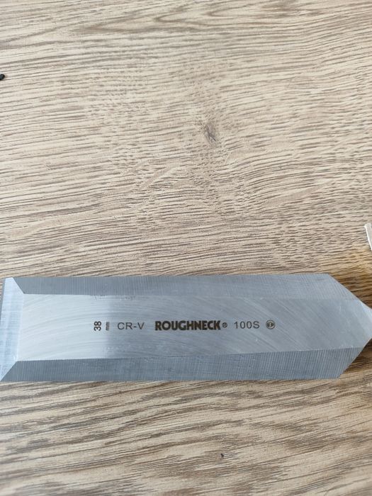 Profesjonalne dłuto Roughneck 38mm, nowe.

Wystawiam FV 23%.