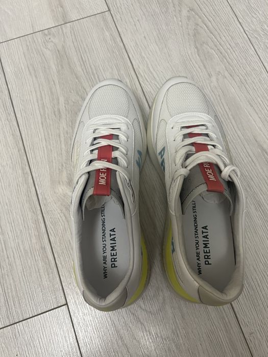 Premiata moerun 6822