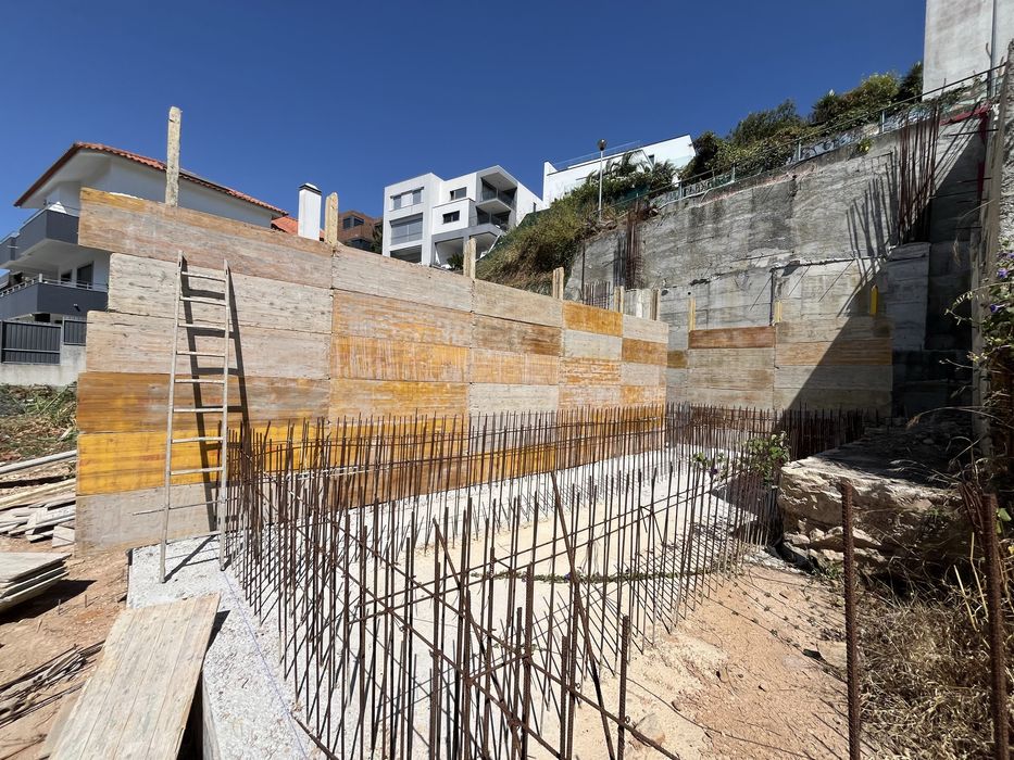 Servico de mao de obra de cofragem e ferro