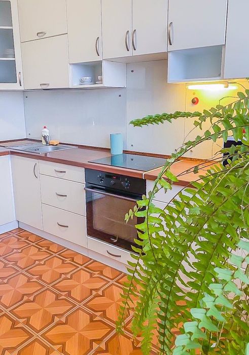 Свободна!Квартира посуточно 2 мин метро Черниговская,Дарница,Левобереж