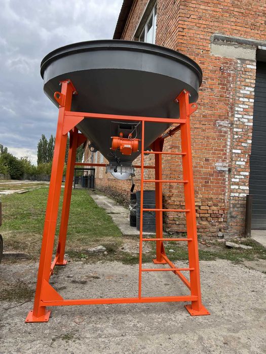 Бункер, силос, бункер-питатель, конвеер, транспортер, зерна, цемента