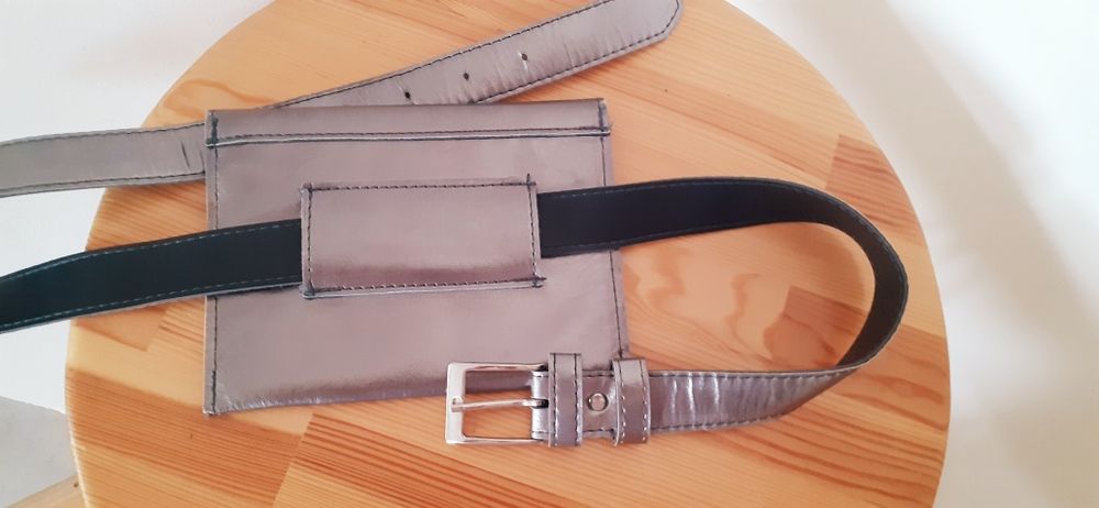 Сумочка поясна / клатч