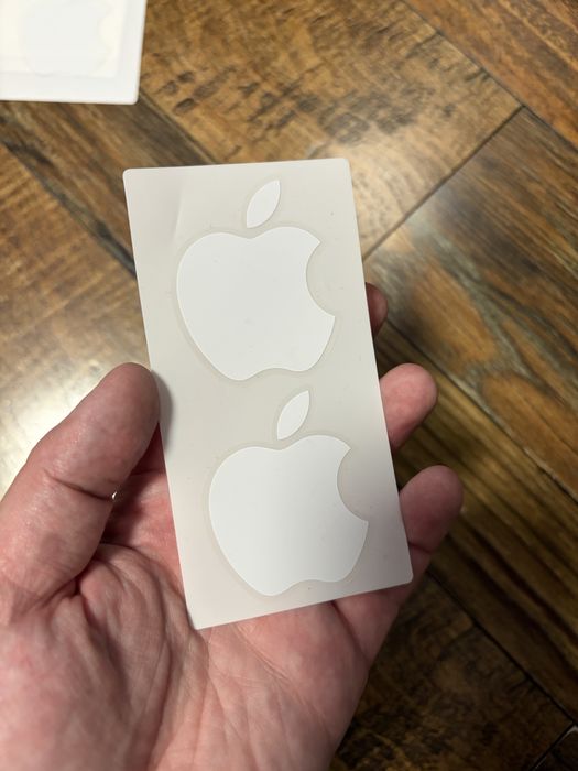 Наклейки від Apple техніки iPhone, macbook, ipad