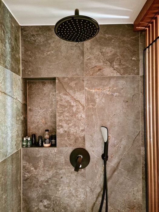 Dom do wynajęcia z jacuzzi, prywatną plażą i pomostem