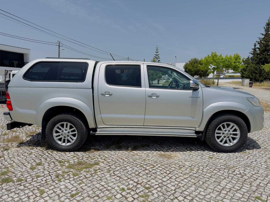 TOYOTA Hilux 3.0 170CV