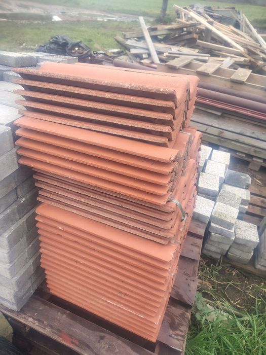 Dachówki i gąsiory ceramiczne betonowe