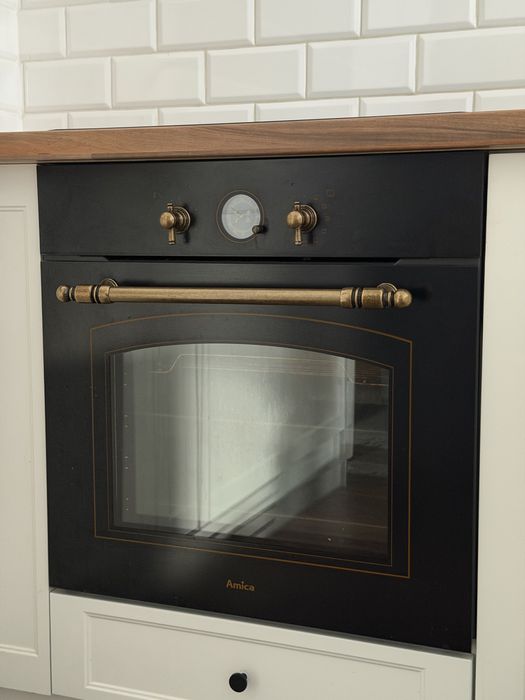 Piekarnik Amica Retro