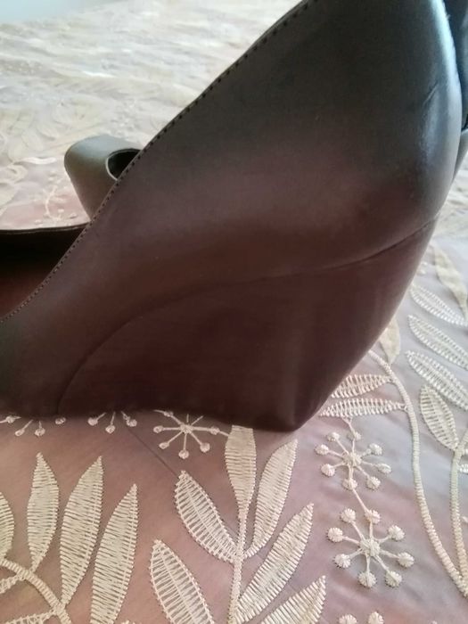 Sapatos SCHUTZ castanhos em pele, 38. Super confortáveis e elegantes