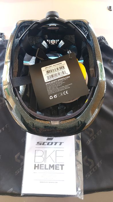 Capacetes originalis !!! Scott Centric Plus C/MIPS Team DSM Novos.
C