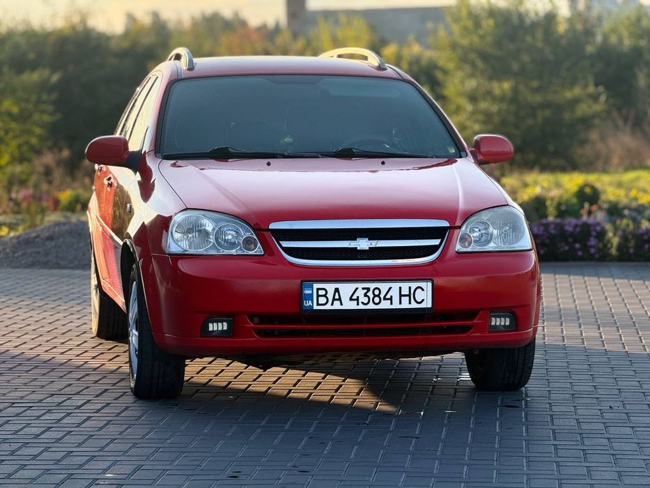 Продам Chevrolet Lacetti в кузові Універсал