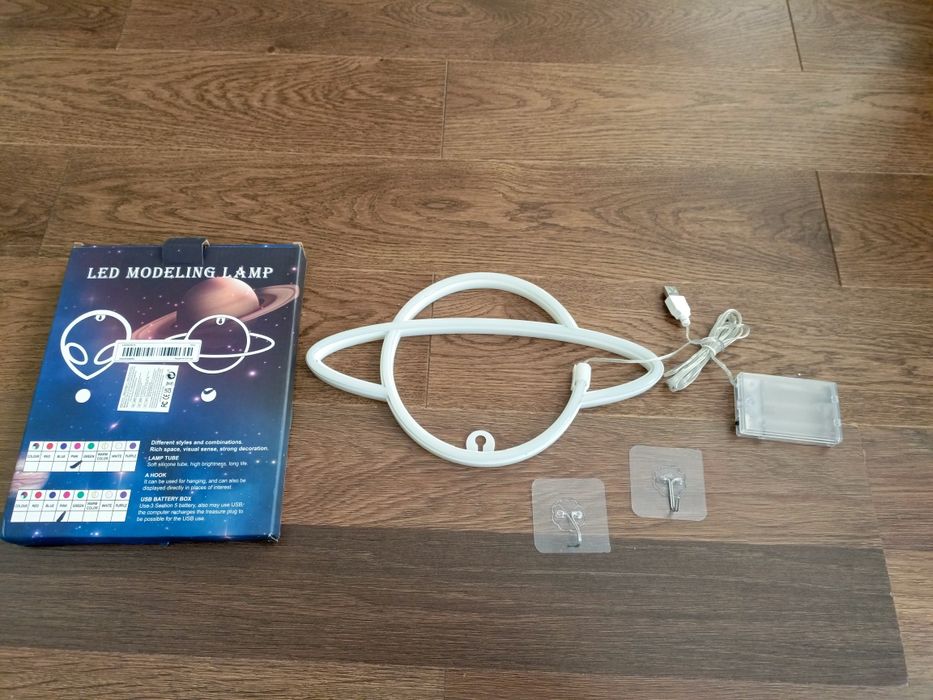 Lampka nocna LED
