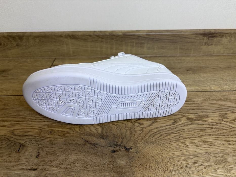 Снікерси Puma Caven 2.0