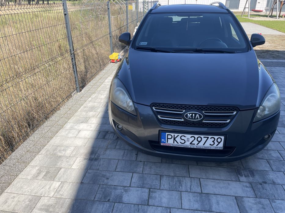 Kia Ceed 1 , 1,6 diesel
