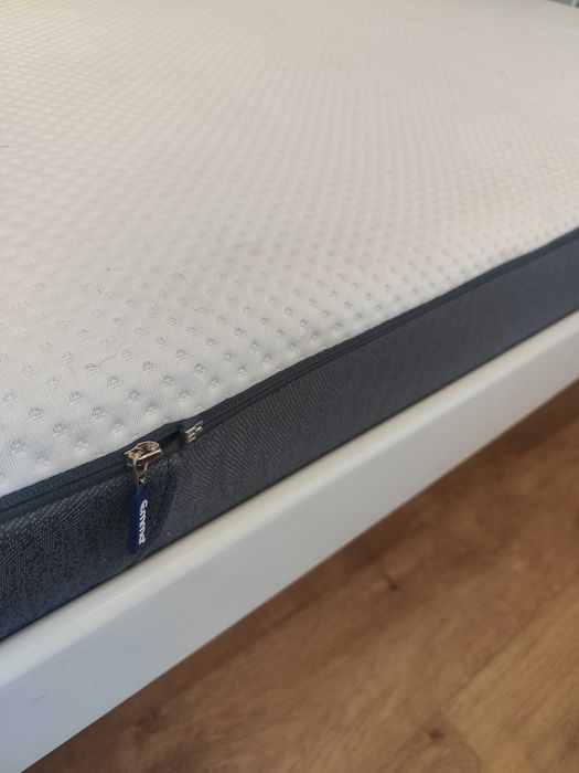 Cama casal com colchão Emma